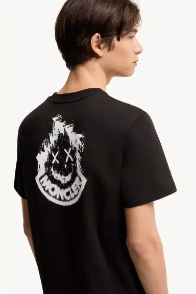 Moncler Logo Cotton T-shirt | Thumbnail 6 Moncler Logo Cotton T-shirt | Thumbnail 6