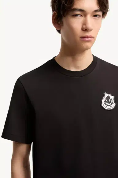 Moncler Logo Cotton T-shirt | Thumbnail 7 Moncler Logo Cotton T-shirt | Thumbnail 7