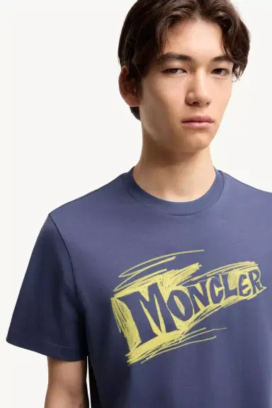 Moncler Sketch Logo Cotton T-shirt | Thumbnail 7 Moncler Sketch Logo Cotton T-shirt | Thumbnail 7