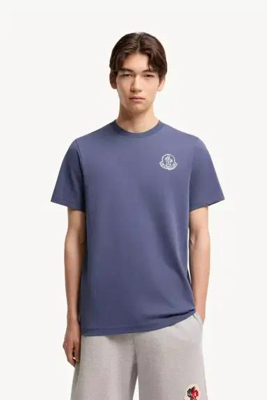 Moncler Cotton Jersey Logo Patch T-shirt | Thumbnail 5 Moncler Cotton Jersey Logo Patch T-shirt | Thumbnail 5