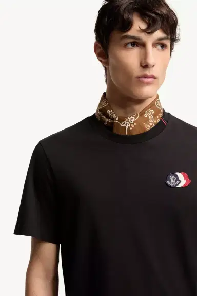 Moncler Logo Cotton T-shirt | Thumbnail 6 Moncler Logo Cotton T-shirt | Thumbnail 6