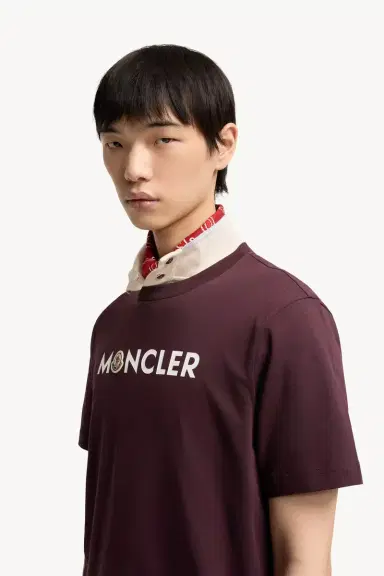 Moncler Logo Cotton T-shirt | Thumbnail 4 Moncler Logo Cotton T-shirt | Thumbnail 4