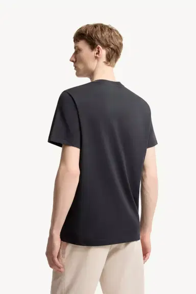 Moncler Logo Cotton T-shirt | Thumbnail 6 Moncler Logo Cotton T-shirt | Thumbnail 6
