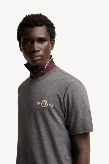 Moncler Logo Cotton T-shirt | Thumbnail 4 Moncler Logo Cotton T-shirt | Thumbnail 4