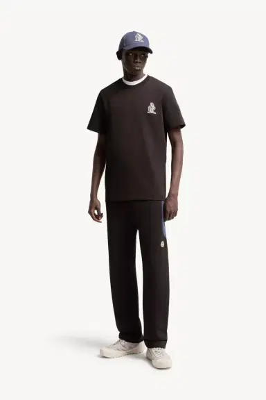 Moncler Logo Cotton T-shirt | Thumbnail 2 Moncler Logo Cotton T-shirt | Thumbnail 2