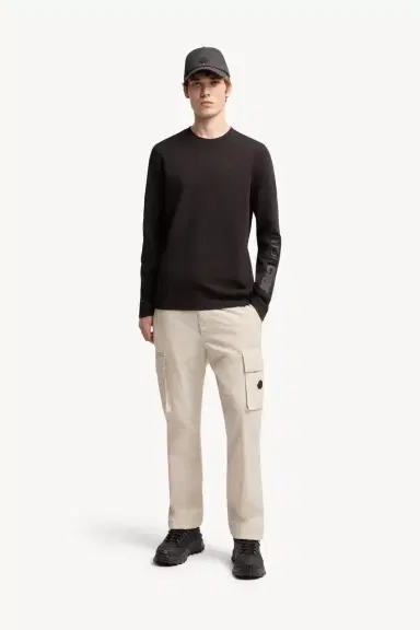 Moncler Cotton Jersey Long Sleeve T-shirt | Thumbnail 3 Moncler Cotton Jersey Long Sleeve T-shirt | Thumbnail 3