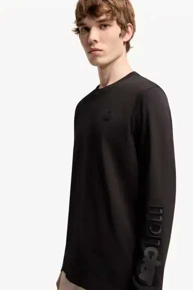 Moncler Cotton Jersey Long Sleeve T-shirt | Thumbnail 7 Moncler Cotton Jersey Long Sleeve T-shirt | Thumbnail 7