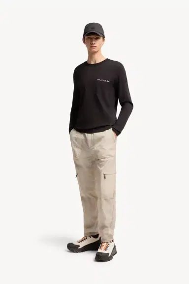 Moncler Logo Cotton Long Sleeve T-shirt | Thumbnail 3 Moncler Logo Cotton Long Sleeve T-shirt | Thumbnail 3