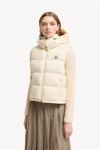Moncler Niverolle Short Down Vest | Thumbnail 5 Moncler Niverolle Short Down Vest | Thumbnail 5