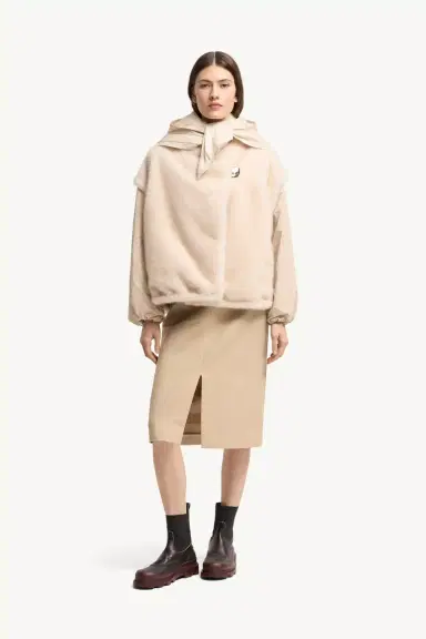 Moncler Chardonneret 2-in-1 Reversible Teddy Down Jacket | Thumbnail 3 Moncler Chardonneret 2-in-1 Reversible Teddy Down Jacket | Thumbnail 3