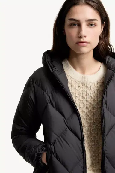 Moncler Arvouinne Hooded Triangle-quilted Short Down Jacket | Thumbnail 7 Moncler Arvouinne Hooded Triangle-quilted Short Down Jacket | Thumbnail 7