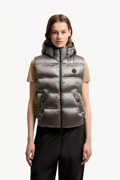 Moncler Fluidite Hooded Down Vest | Thumbnail 5 Moncler Fluidite Hooded Down Vest | Thumbnail 5