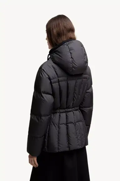 Moncler Estom Vertical-quilted Hooded Short Down Jacket | Thumbnail 6 Moncler Estom Vertical-quilted Hooded Short Down Jacket | Thumbnail 6