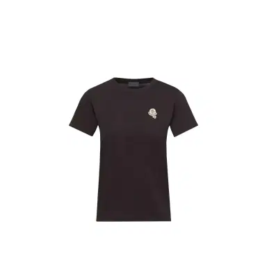 Moncler Logo Patch Cotton T-shirt | Thumbnail 1 Moncler Logo Patch Cotton T-shirt | Thumbnail 1