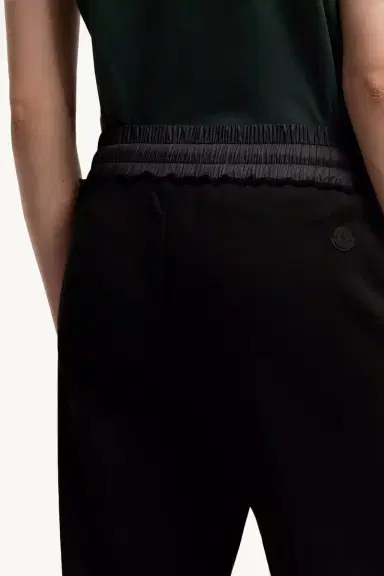 Moncler Logo Cotton Sweatpants | Thumbnail 7 Moncler Logo Cotton Sweatpants | Thumbnail 7