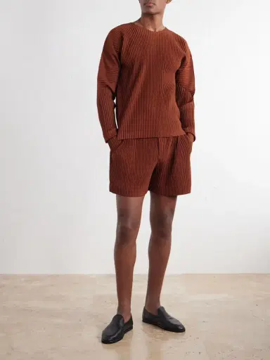 Homme Plissé Issey Miyake Straight-Leg Pleated Shorts - Men | Thumbnail 2 Homme Plissé Issey Miyake Straight-Leg Pleated Shorts - Men | Thumbnail 2