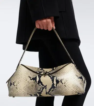 TOTEME T-Lock Small leather shoulder bag | Thumbnail 4 TOTEME T-Lock Small leather shoulder bag | Thumbnail 4