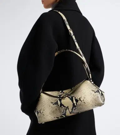 TOTEME T-Lock Small leather shoulder bag | Thumbnail 5 TOTEME T-Lock Small leather shoulder bag | Thumbnail 5