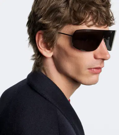 Gucci Shield sunglasses | Thumbnail 2 Gucci Shield sunglasses | Thumbnail 2