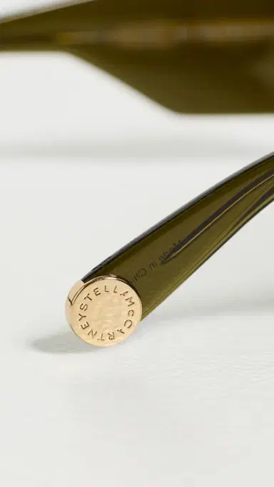 Stella McCartney Medallion Sunglasses | Thumbnail 5 Stella McCartney Medallion Sunglasses | Thumbnail 5