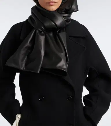 TOTEME Leather scarf | Thumbnail 4 TOTEME Leather scarf | Thumbnail 4