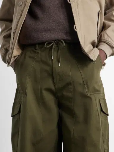 FrizmWORKS Wide-Leg Cotton-Twill Drawstring Cargo Trousers - Men | Thumbnail 5 FrizmWORKS Wide-Leg Cotton-Twill Drawstring Cargo Trousers - Men | Thumbnail 5