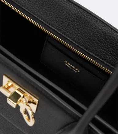 Ferragamo Studio East-West Small leather shoulder bag | Thumbnail 3 Ferragamo Studio East-West Small leather shoulder bag | Thumbnail 3