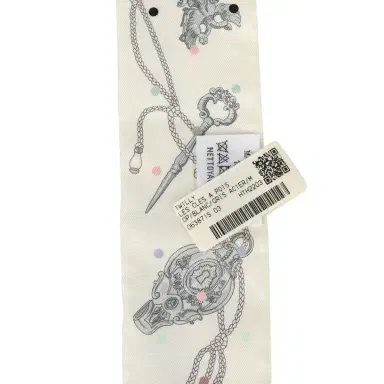 HERMÈS Hermes "Les Cles a Pois" White, Gris Acier, Multicolore Silk | Thumbnail 4 HERMÈS Hermes "Les Cles a Pois" White, Gris Acier, Multicolore Silk | Thumbnail 4