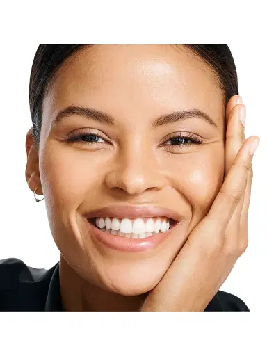 CLÉ DE PEAU BEAUTÉ Women's Radiant Cream Foundation SPF 25 | Thumbnail 9 CLÉ DE PEAU BEAUTÉ Women's Radiant Cream Foundation SPF 25 | Thumbnail 9