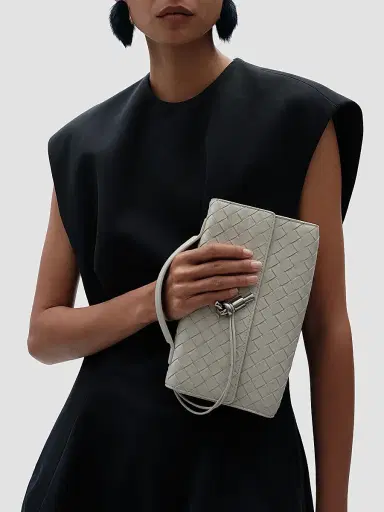 Bottega Veneta Women's Andiamo Leather Clutch | Thumbnail 3 Bottega Veneta Women's Andiamo Leather Clutch | Thumbnail 3