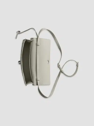 Bottega Veneta Women's Andiamo Leather Clutch | Thumbnail 5 Bottega Veneta Women's Andiamo Leather Clutch | Thumbnail 5