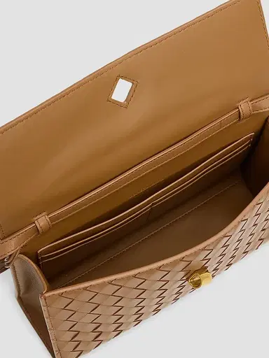 Bottega Veneta Women's Andiamo Leather Clutch | Thumbnail 4 Bottega Veneta Women's Andiamo Leather Clutch | Thumbnail 4