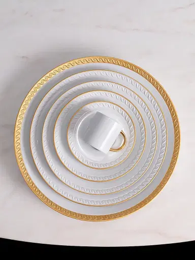 L'Objet Neptune Porcelain & 24K Gold Dessert Plate | Thumbnail 4 L'Objet Neptune Porcelain & 24K Gold Dessert Plate | Thumbnail 4