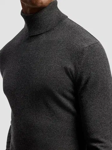 Ralph Lauren Purple Label Men's Cashmere Turtleneck Sweater | Thumbnail 6 Ralph Lauren Purple Label Men's Cashmere Turtleneck Sweater | Thumbnail 6
