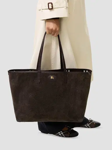 Burberry Women's Medium Reversible Bloomsbury Tote | Thumbnail 3 Burberry Women's Medium Reversible Bloomsbury Tote | Thumbnail 3