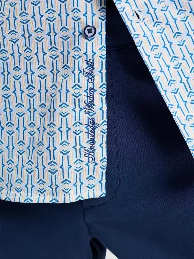 Robert Graham Men's Napier Printed Short-Sleeve Stretch-Cotton Shirt | Thumbnail 7 Robert Graham Men's Napier Printed Short-Sleeve Stretch-Cotton Shirt | Thumbnail 7