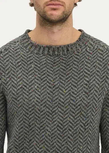 Gabriela Hearst Men's Sermo Speckled Herringbone Cashmere Crewneck Sweater | Thumbnail 4 Gabriela Hearst Men's Sermo Speckled Herringbone Cashmere Crewneck Sweater | Thumbnail 4