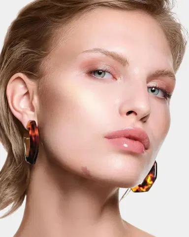 Givenchy Perfecto Serum Lip Oil | Thumbnail 9 Givenchy Perfecto Serum Lip Oil | Thumbnail 9