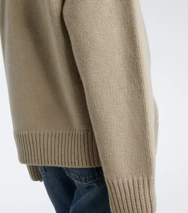 TOTEME Oversized wool turtleneck sweater | Thumbnail 2 TOTEME Oversized wool turtleneck sweater | Thumbnail 2