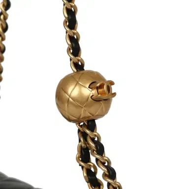 Chanel Chanel Mini Square Pearl Crush Flap Bag Black Lambskin Antique Gold Hardware | Thumbnail 8 Chanel Chanel Mini Square Pearl Crush Flap Bag Black Lambskin Antique Gold Hardware | Thumbnail 8