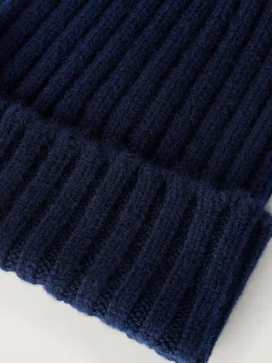 Thom Sweeney Ribbed Cashmere Beanie - Men | Thumbnail 4 Thom Sweeney Ribbed Cashmere Beanie - Men | Thumbnail 4