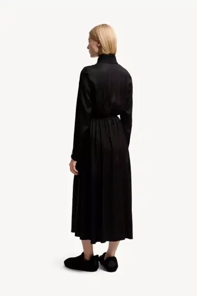 Moncler Leather Logo Long Dress | Thumbnail 6 Moncler Leather Logo Long Dress | Thumbnail 6