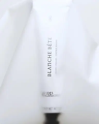 Liquides Imaginaires Blanche Bete Hand Cream, 1 oz. | Thumbnail 3 Liquides Imaginaires Blanche Bete Hand Cream, 1 oz. | Thumbnail 3