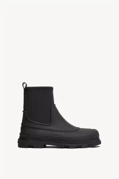 Moncler Vera Pulse Ankle Boots | Thumbnail 2 Moncler Vera Pulse Ankle Boots | Thumbnail 2