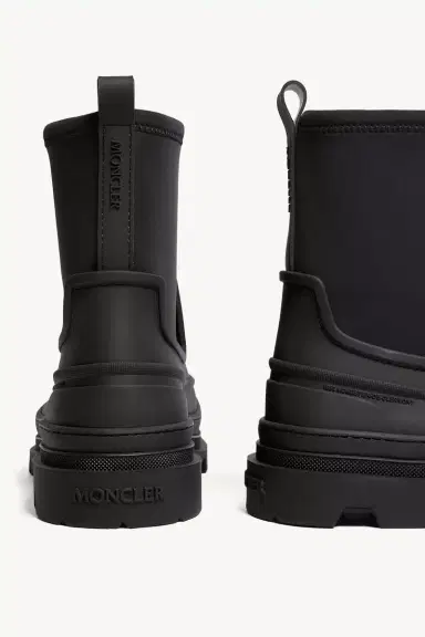 Moncler Vera Pulse Ankle Boots | Thumbnail 7 Moncler Vera Pulse Ankle Boots | Thumbnail 7