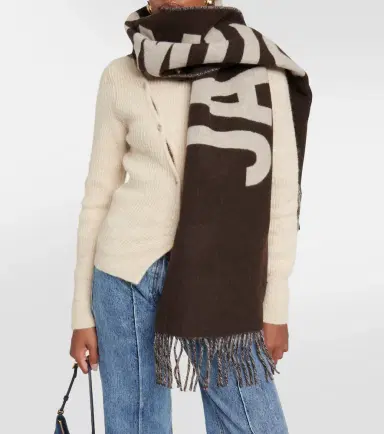 Jacquemus Écharpe logo virgin wool scarf | Thumbnail 3 Jacquemus Écharpe logo virgin wool scarf | Thumbnail 3