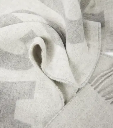 Jacquemus L'écharpe virgin wool scarf | Thumbnail 2 Jacquemus L'écharpe virgin wool scarf | Thumbnail 2