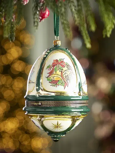 Komozja Baby Jesus Hinged Egg Ornament | Thumbnail 4 Komozja Baby Jesus Hinged Egg Ornament | Thumbnail 4