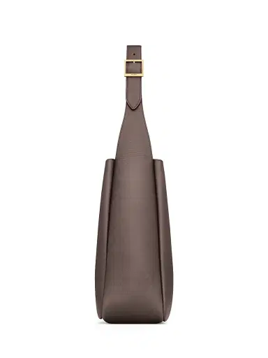 Saint Laurent Women's Le 5 À 7 Supple Large Shoulder Bag in Grained Leather | Thumbnail 3 Saint Laurent Women's Le 5 À 7 Supple Large Shoulder Bag in Grained Leather | Thumbnail 3
