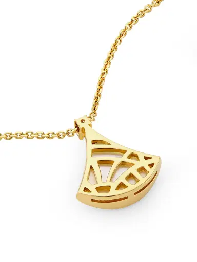 BVLGARI Women's Divas' Dream 18K Yellow Gold, Mother-Of-Pearl, & Diamond Pendant Necklace | Thumbnail 4 BVLGARI Women's Divas' Dream 18K Yellow Gold, Mother-Of-Pearl, & Diamond Pendant Necklace | Thumbnail 4